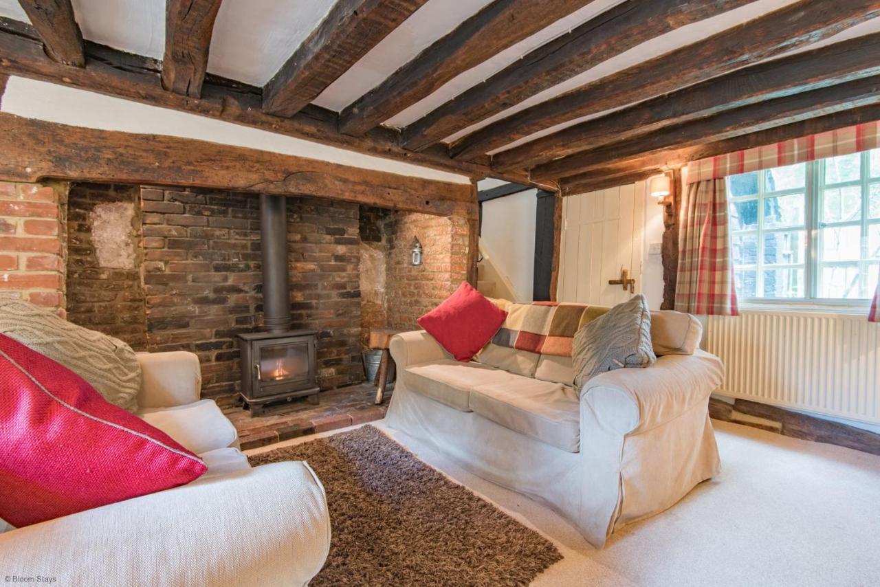Walnut Tree Cottage By Bloom Stays フェイバーシャム エクステリア 写真