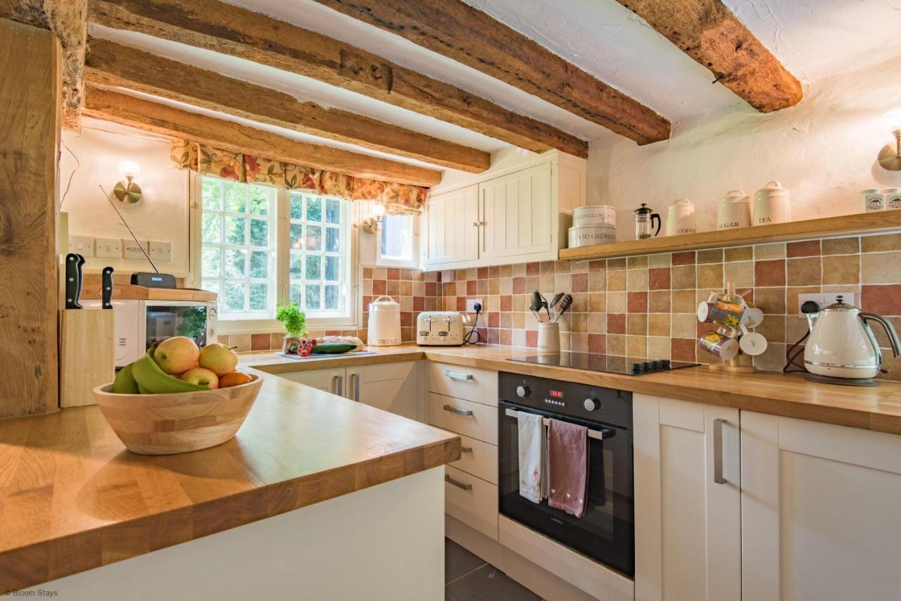 Walnut Tree Cottage By Bloom Stays フェイバーシャム エクステリア 写真