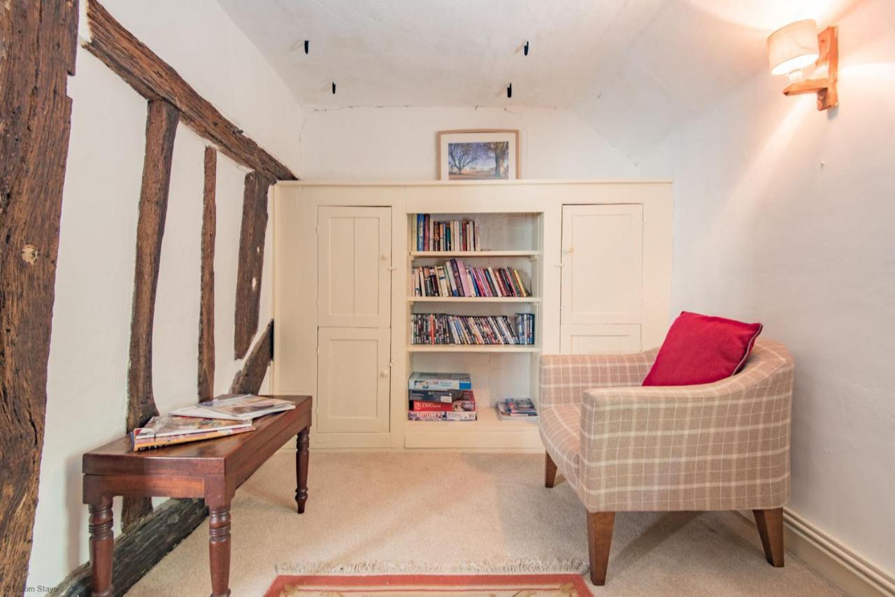 Walnut Tree Cottage By Bloom Stays フェイバーシャム エクステリア 写真